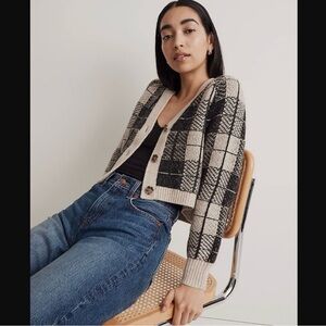Madewell Button Front Crop Cardigan in Plaid